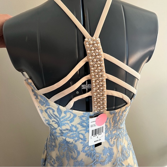 NWT Speechless Blue & Tan Halter Prom Dress Size 0 - Picture 5 of 13